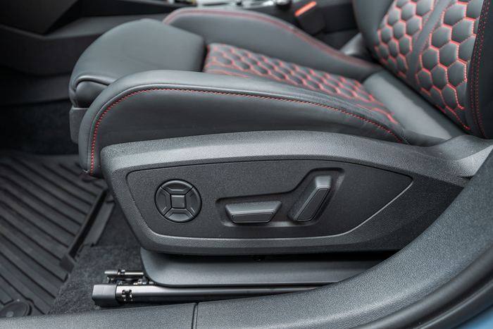 Audi RS3 photo 150